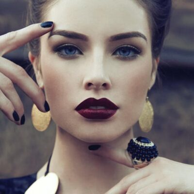 Up Your Eyebrow Game With These 5 Simple Steps